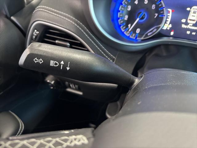 2026 Chrysler Pacifica Select AWD