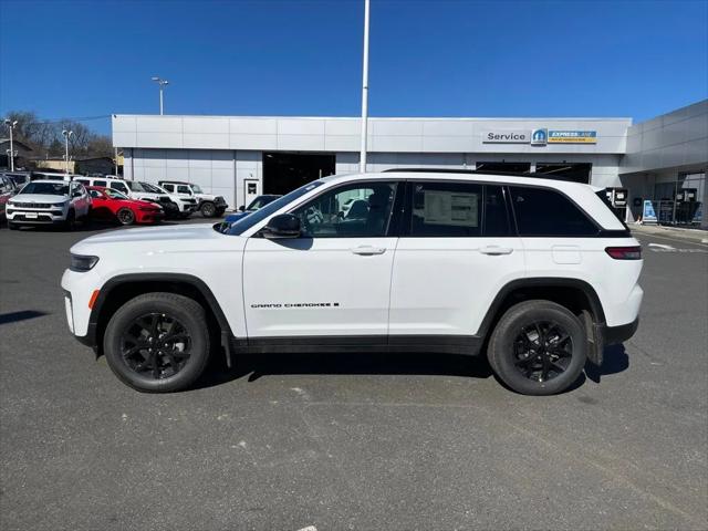 2026 Jeep Grand Cherokee Altitude 4x4
