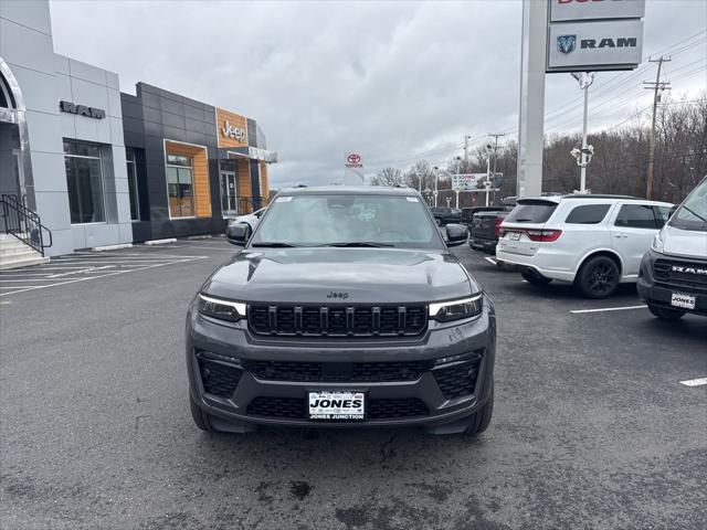 2026 Jeep Grand Cherokee GRAND CHEROKEE SUMMIT 4X4