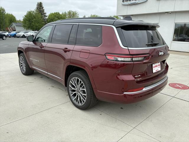2026 Jeep Grand Cherokee Summit 4x4