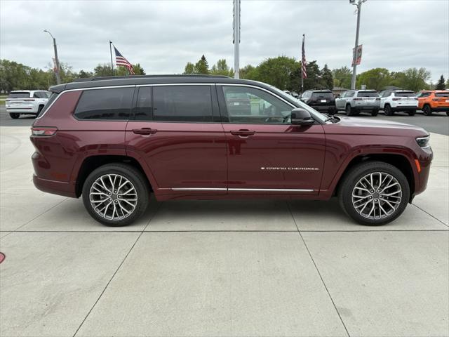 2026 Jeep Grand Cherokee Summit 4x4