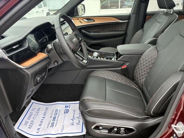 2026 Jeep Grand Cherokee Summit 4x4