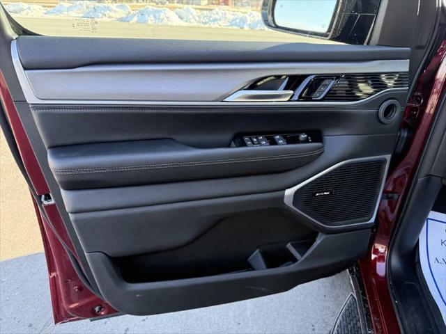 2026 Jeep Grand Wagoneer 4x4
