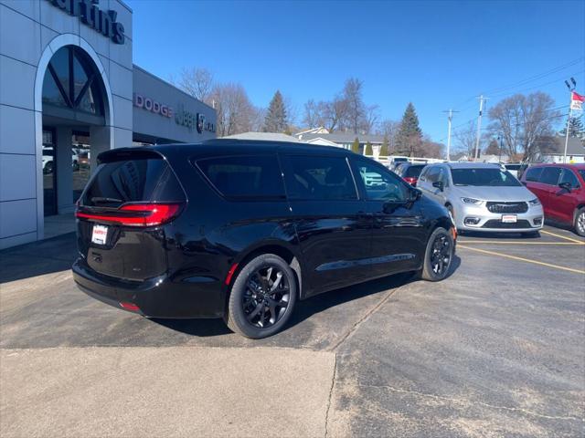 2026 Chrysler Pacifica PACIFICA SELECT AWD