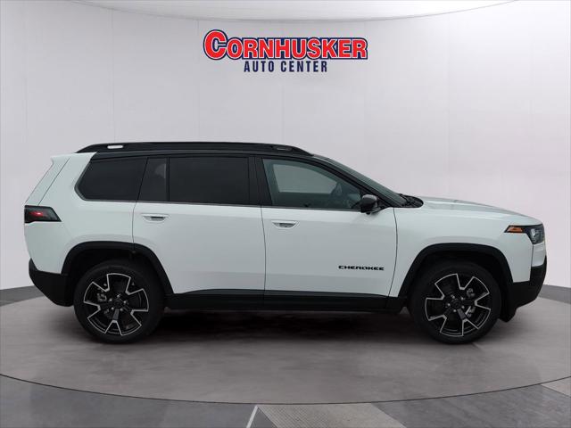 2026 Jeep Cherokee CHEROKEE OVERLAND 4X4