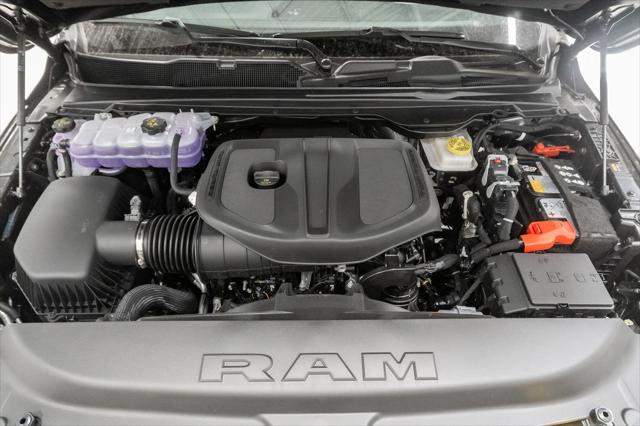 2026 RAM Ram 1500 RAM 1500 EXPRESS CREW CAB 4X4 57 BOX