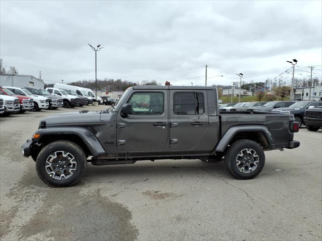 2026 Jeep Gladiator GLADIATOR SAHARA 4X4