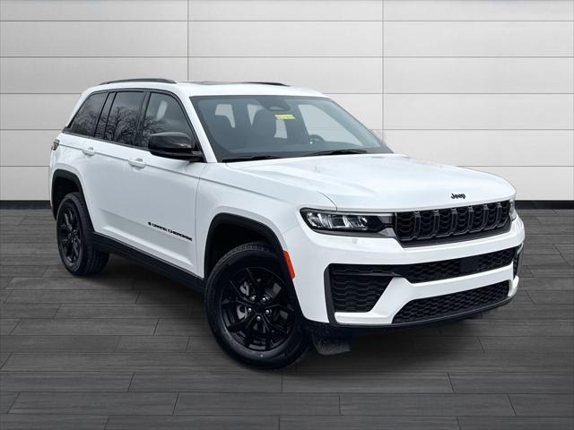 2026 Jeep Grand Cherokee GRAND CHEROKEE LAREDO ALTITUDE 4X4
