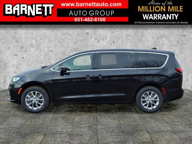 2026 Chrysler Pacifica PACIFICA SELECT AWD