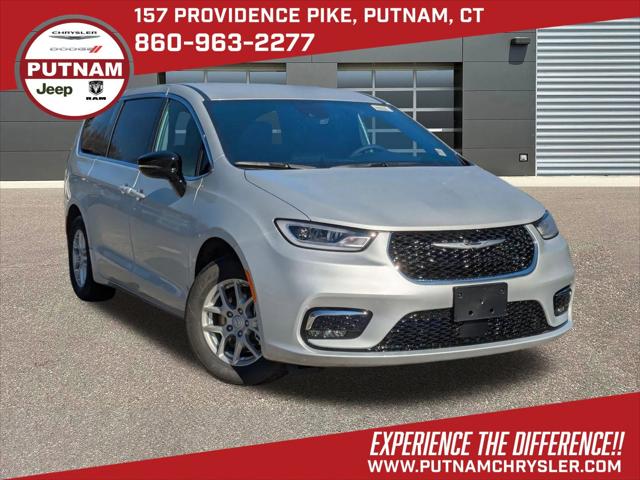 2026 Chrysler Pacifica Select for sale in Putnam, CT