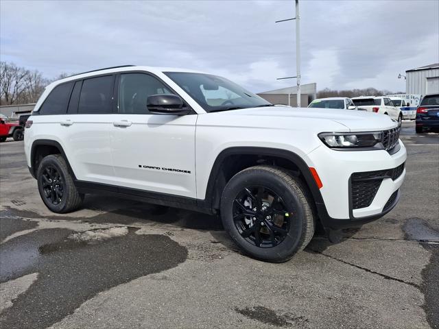 2026 Jeep Grand Cherokee GRAND CHEROKEE LAREDO ALTITUDE 4X4 2026 Jeep Grand Cherokee GRAND CHEROKEE LAREDO ALTITUDE 4X4
