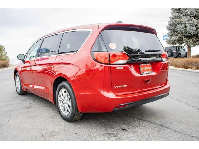 2026 Chrysler Voyager LX