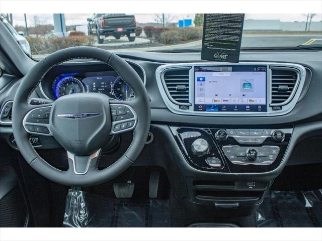 2026 Chrysler Voyager LX