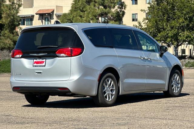 2026 Chrysler Voyager LX