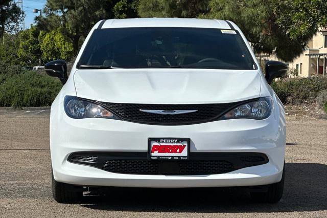 2026 Chrysler Voyager VOYAGER LX