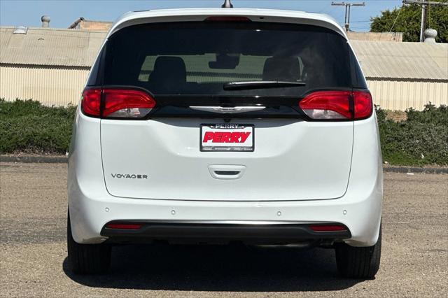 2026 Chrysler Voyager LX
