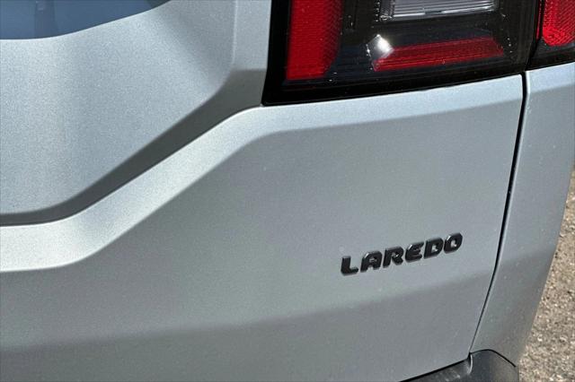 2026 Jeep Cherokee Laredo 4x4