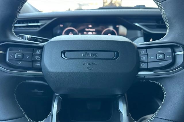 2026 Jeep Cherokee Laredo 4x4