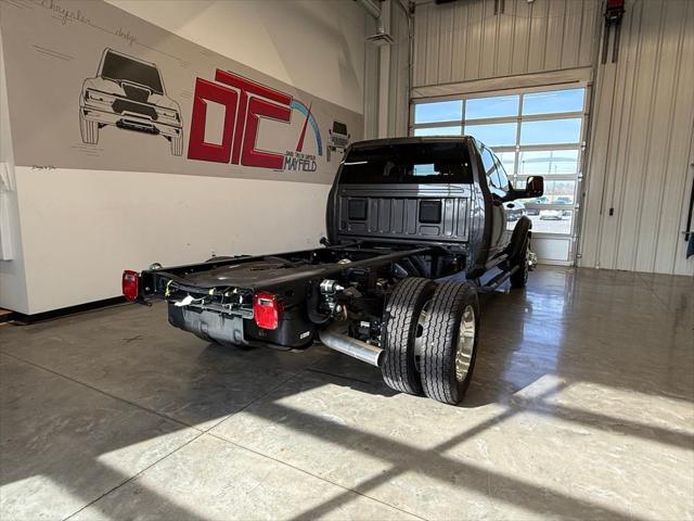 2026 RAM Ram 5500 Chassis Cab RAM 5500 TRADESMAN CHASSIS CREW CAB 4X4 60 CA
