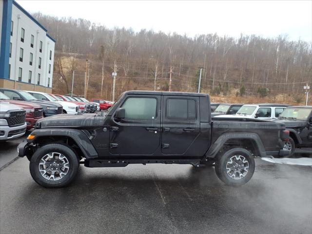 2026 Jeep Gladiator GLADIATOR SAHARA 4X4