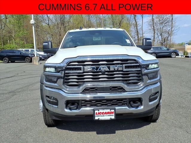 2026 RAM Ram 5500 Chassis Cab RAM 5500 TRADESMAN CHASSIS CREW CAB 4X4 84 CA 2026 RAM Ram 5500 Chassis Cab RAM 5500 TRADESMAN CHASSIS CREW CAB 4X4 84 CA