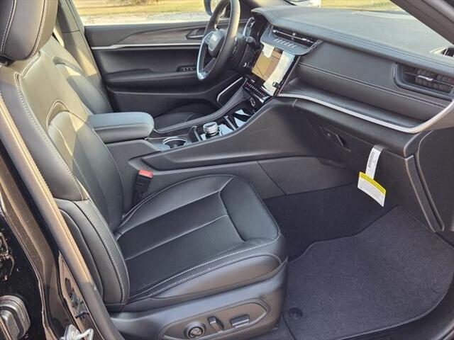 2026 Jeep Grand Cherokee Limited 4x2