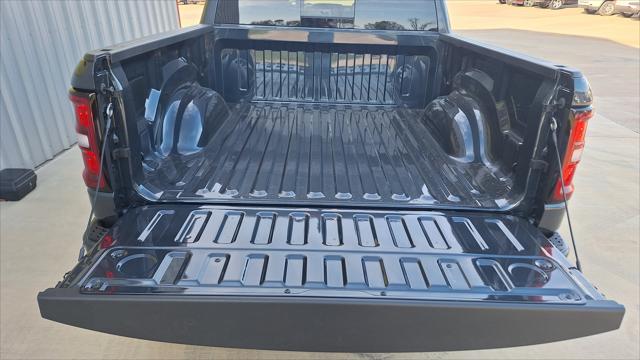 2026 Ram 1500 Lone Star Crew Cab 4x4 5'7" Box