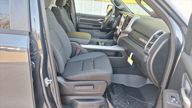 2026 Ram 1500 Lone Star Crew Cab 4x4 5'7" Box