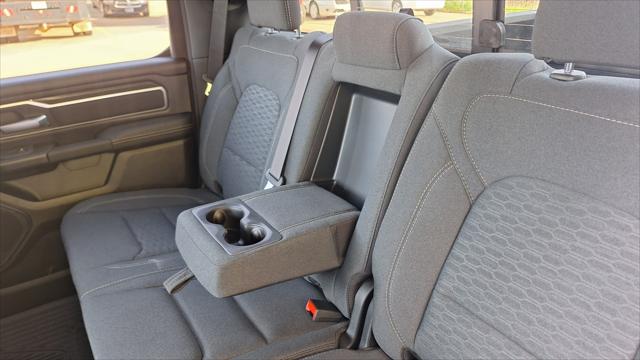 2026 Ram 1500 Lone Star Crew Cab 4x4 5'7" Box