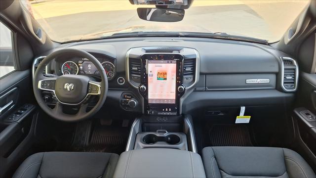 2026 Ram 1500 Lone Star Crew Cab 4x4 5'7" Box