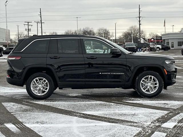 2026 Jeep Grand Cherokee GRAND CHEROKEE LAREDO X 4X4