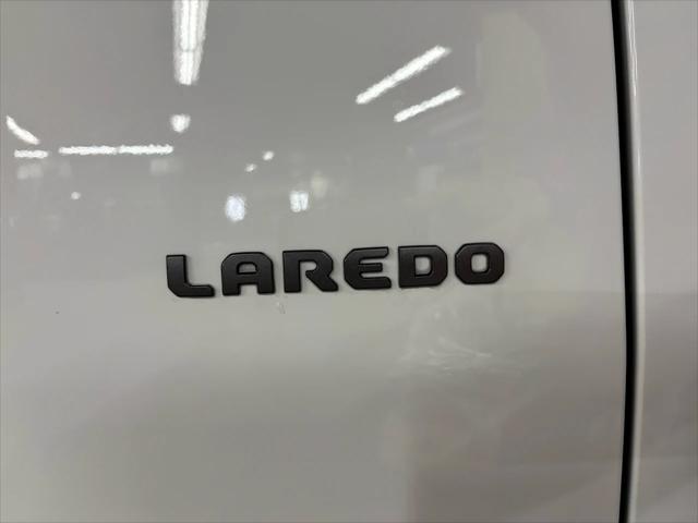 2026 Jeep Cherokee Laredo 4x4