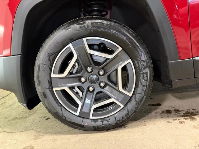 2026 Jeep Cherokee Laredo 4x4