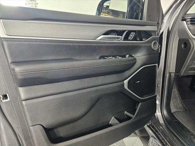 2026 Jeep Grand Wagoneer 4x4