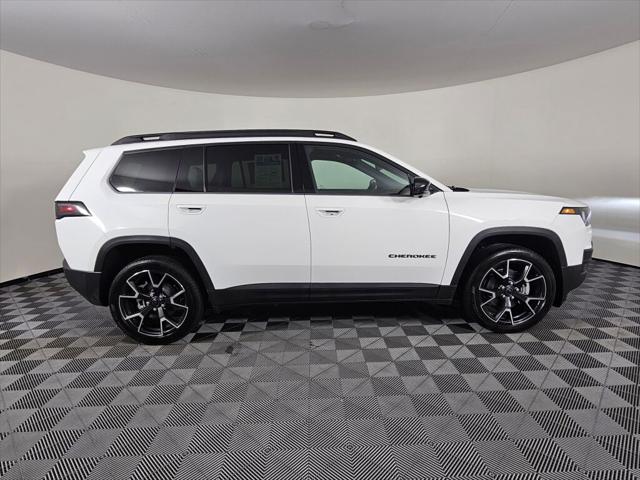 2026 Jeep Cherokee CHEROKEE OVERLAND 4X4