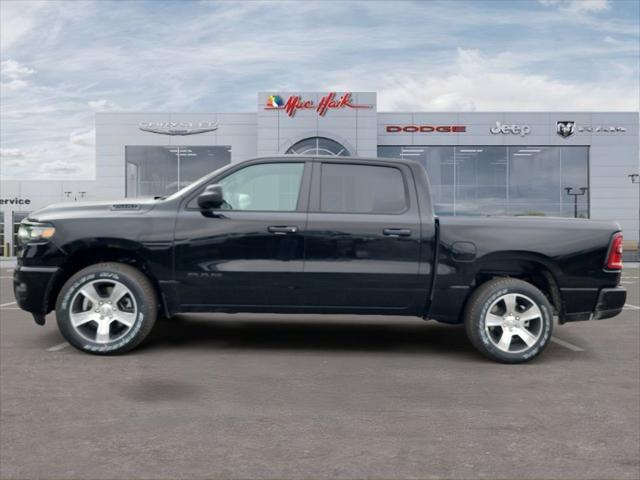 2026 RAM Ram 1500 RAM 1500 EXPRESS CREW CAB 4X4 57 BOX
