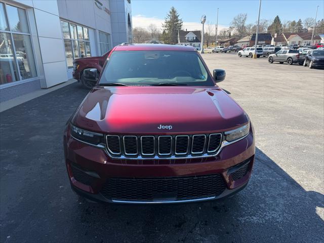 2026 Jeep Grand Cherokee GRAND CHEROKEE LAREDO X 4X4