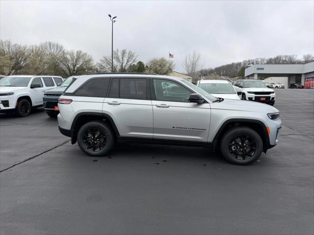 2026 Jeep Grand Cherokee GRAND CHEROKEE LAREDO ALTITUDE 4X4