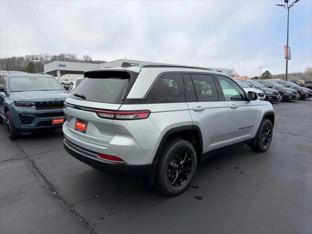 2026 Jeep Grand Cherokee GRAND CHEROKEE LAREDO ALTITUDE 4X4