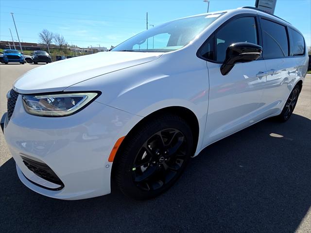 2026 Chrysler Pacifica PACIFICA LIMITED