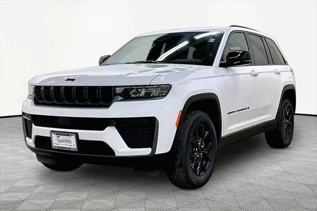 2026 Jeep Grand Cherokee Altitude 4x4 for sale in Barrington, IL