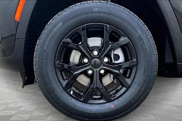 2026 Jeep Grand Cherokee Altitude 4x4