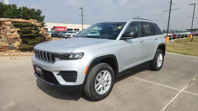 2026 Jeep Grand Cherokee GRAND CHEROKEE LAREDO X 4X2