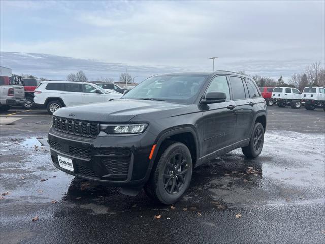 2026 Jeep Grand Cherokee GRAND CHEROKEE LAREDO ALTITUDE 4X4
