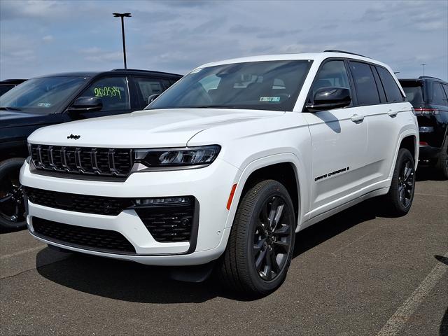 2026 Jeep Grand Cherokee GRAND CHEROKEE LIMITED RESERVE 4X4