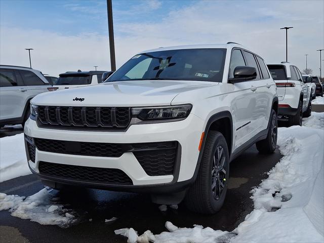 2026 Jeep Grand Cherokee GRAND CHEROKEE L LAREDO ALTITUDE 4X4