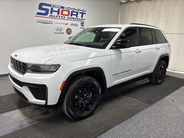 2026 Jeep Grand Cherokee GRAND CHEROKEE LAREDO ALTITUDE 4X4