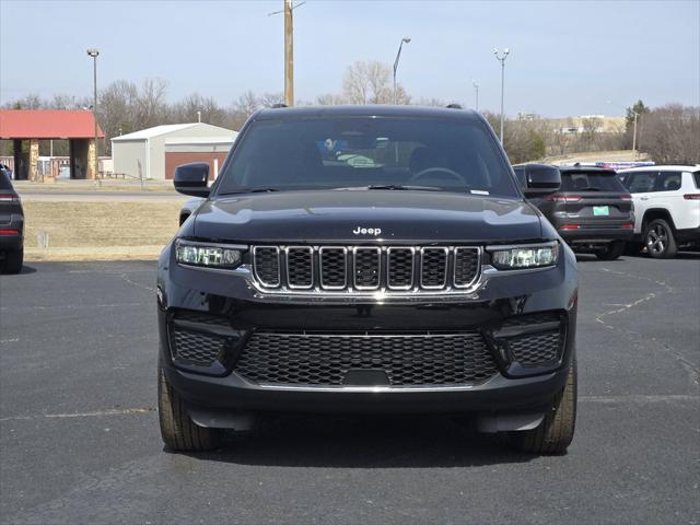 2026 Jeep Grand Cherokee GRAND CHEROKEE LAREDO 4X2