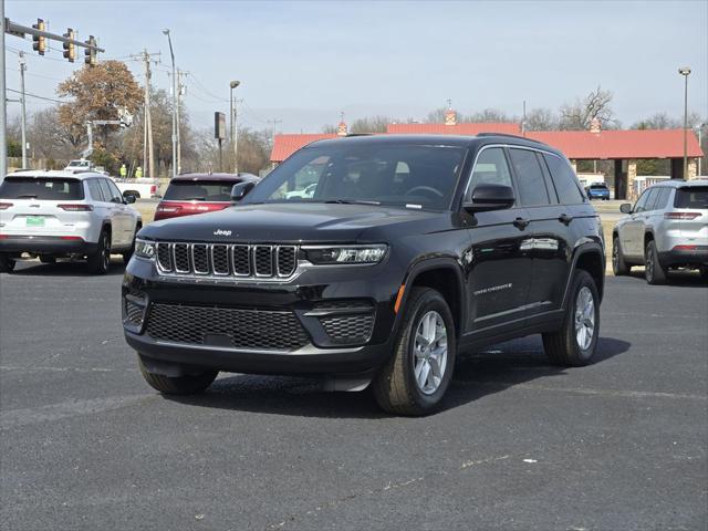 2026 Jeep Grand Cherokee GRAND CHEROKEE LAREDO 4X2