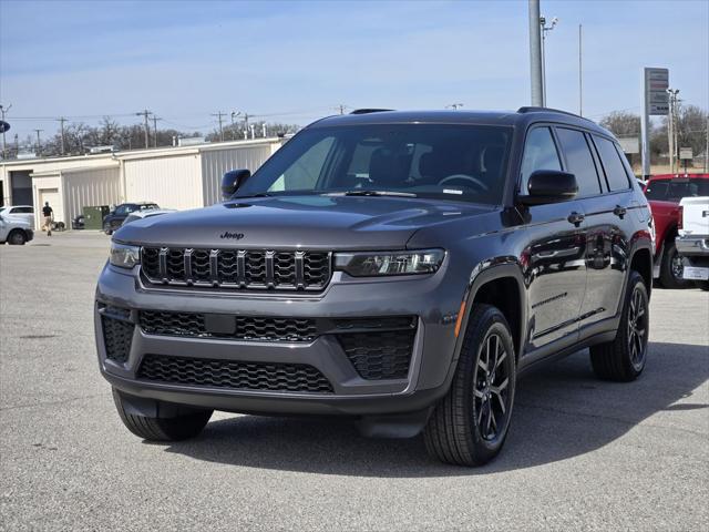 2026 Jeep Grand Cherokee L GRAND CHEROKEE L LAREDO ALTITUDE 4X4